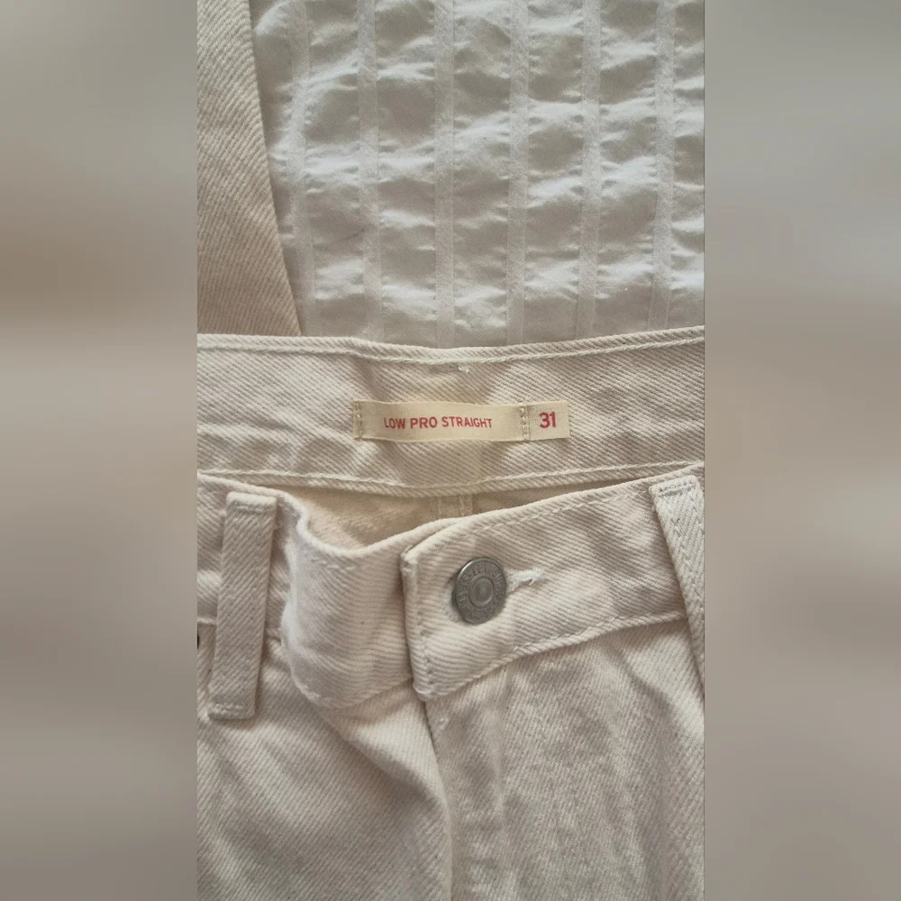 Levis Low Pro Jean - Picture 4 of 4